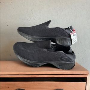 Skechers Goga Max - Go Walk 4